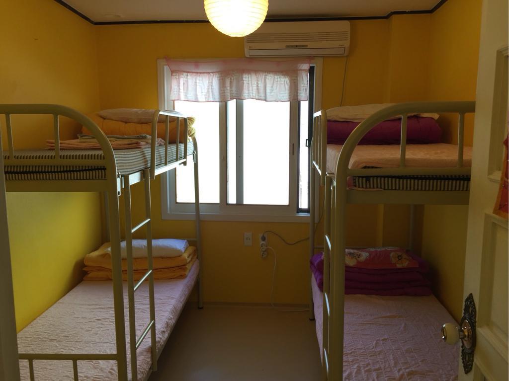 Uncle'S Guesthouse-Domestic Not Allowed Busan Cameră foto